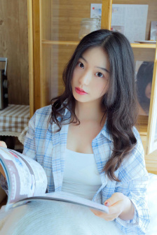 英语老师乖乖挽起裙子怎么